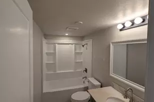 7126 N 19th Ave, Phoenix, AZ 85021 - Photo 13