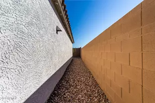 17589 N Del Mar Ave, Maricopa, AZ 85138 - Photo 21