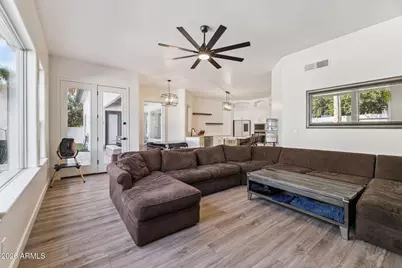 2732 E Hillery Drive, Phoenix, AZ 85032 - Photo 7