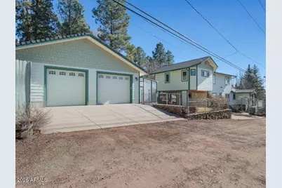 402 E Cherry Avenue, Flagstaff, AZ 86001 - Photo 3