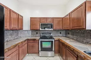 318 S Goldfield Rd, Apache Junction, AZ 85119 - Photo 11