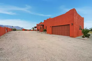 318 S Goldfield Rd, Apache Junction, AZ 85119 - Photo 41