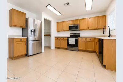 13188 W Crocus Drive, Surprise, AZ 85379 - Photo 11