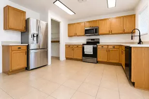 13188 W Crocus Dr, Surprise, AZ 85379 - Photo 11