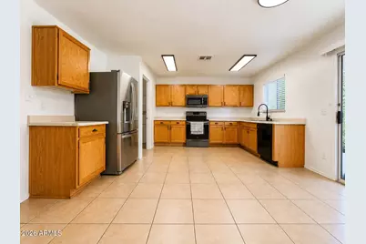 13188 W Crocus Drive, Surprise, AZ 85379 - Photo 9
