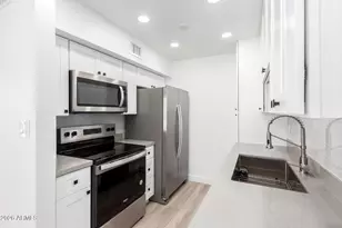 3500 N Hayden Rd, Scottsdale, AZ 85251 - Photo 1