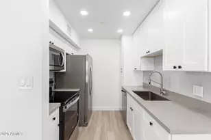 3500 N Hayden Rd, Scottsdale, AZ 85251 - Photo 19