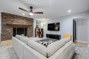 4026 S Holbrook Ln, Tempe, AZ 85282 - Photo 21