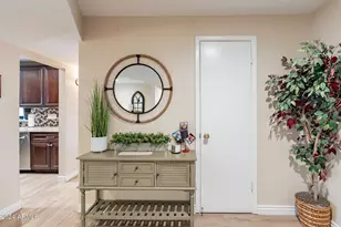 4021 S Holbrook Ln, Tempe, AZ 85282 - Photo 9