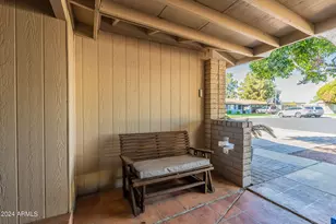 4021 S Holbrook Ln, Tempe, AZ 85282 - Photo 5