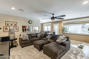 4021 S Holbrook Ln, Tempe, AZ 85282 - Photo 29