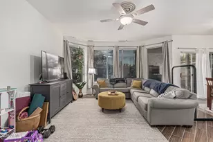 3206 E Kristal Way, Phoenix, AZ 85050 - Photo 7