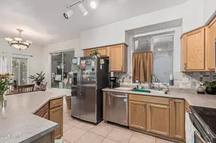 3206 E Kristal Way, Phoenix, AZ 85050 - Photo 11