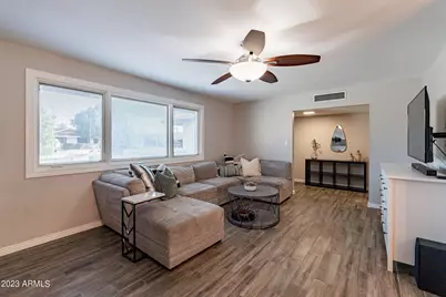 4016 S Holbrook Lane, Tempe, AZ 85282 - Photo 7