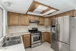 8847 W Mulberry Dr, Phoenix, AZ 85037 - Photo 11