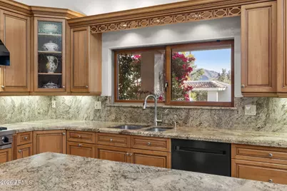 5225 E Turquoise Avenue, Paradise Valley, AZ 85253 - Photo 13