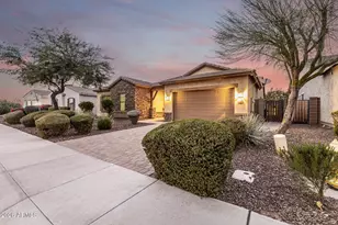 3888 E Chestnut Ln, Gilbert, AZ 85298 - Photo 3