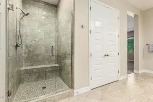 3888 E Chestnut Ln, Gilbert, AZ 85298 - Photo 23