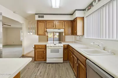 926 S 79th Way, Mesa, AZ 85208 - Photo 7