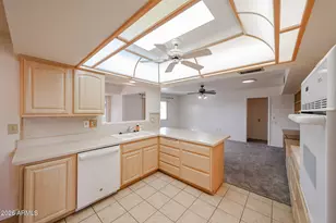 19610 N Lakeforest Dr, Sun City, AZ 85373 - Photo 7