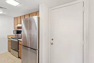 3033 E Devonshire Ave, Phoenix, AZ 85016 - Photo 15