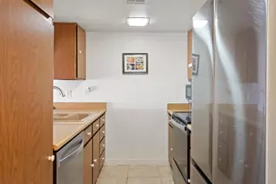 3033 E Devonshire Ave, Phoenix, AZ 85016 - Photo 13