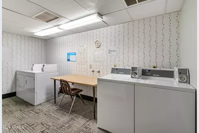 3033 E Devonshire Avenue #3008, Phoenix, AZ 85016 - Photo 45