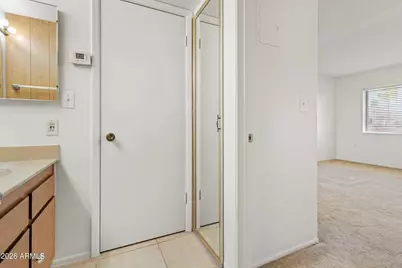 3033 E Devonshire Avenue #3008, Phoenix, AZ 85016 - Photo 7