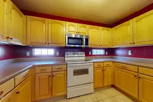 11218 W Calle De La Luna, Phoenix, AZ 85037 - Photo 5