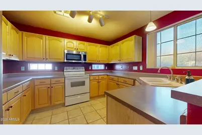 11218 W Calle De La Luna --, Phoenix, AZ 85037 - Photo 9