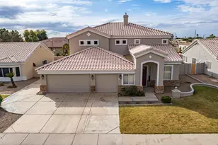 748 N Swan Dr, Gilbert, AZ 85234 - Photo 43