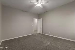 748 N Swan Dr, Gilbert, AZ 85234 - Photo 29