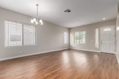 748 N Swan Drive, Gilbert, AZ 85234 - Photo 5