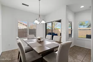 10152 E Knowles Ave, Mesa, AZ 85209 - Photo 7