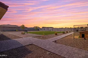 13531 W Tuckey Ct, Glendale, AZ 85307 - Photo 11