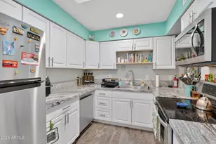 4175 E Pecan Rd, Phoenix, AZ 85040 - Photo 11