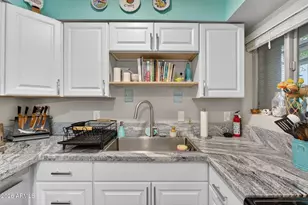 4175 E Pecan Rd, Phoenix, AZ 85040 - Photo 13