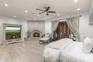 8449 E Dixileta Dr, Scottsdale, AZ 85266 - Photo 19