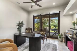 8449 E Dixileta Dr, Scottsdale, AZ 85266 - Photo 21