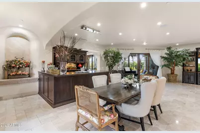 8449 E Dixileta Drive, Scottsdale, AZ 85266 - Photo 11