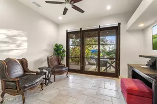 8449 E Dixileta Dr, Scottsdale, AZ 85266 - Photo 33