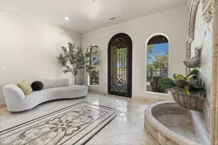 8449 E Dixileta Dr, Scottsdale, AZ 85266 - Photo 9