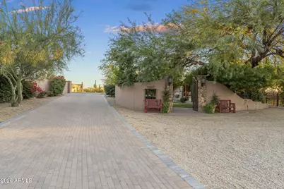 8449 E Dixileta Drive, Scottsdale, AZ 85266 - Photo 47