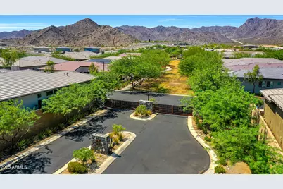 20756 W Medlock Drive, Buckeye, AZ 85396 - Photo 19