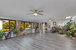 4214 E Palm Ln Ln, Phoenix, AZ 85008 - Photo 9