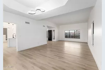 5326 W Cheryl Drive, Glendale, AZ 85302 - Photo 9