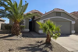 11606 W Grapefruit Ct W, Surprise, AZ 85378 - Photo 1