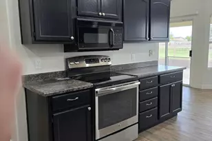 11606 W Grapefruit Ct W, Surprise, AZ 85378 - Photo 13