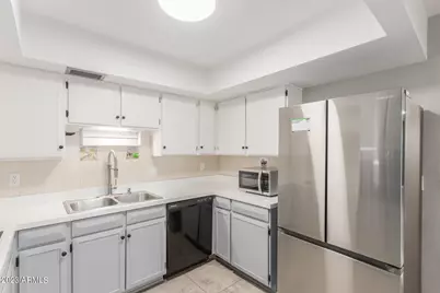 3037 S Country Club Way, Tempe, AZ 85282 - Photo 15