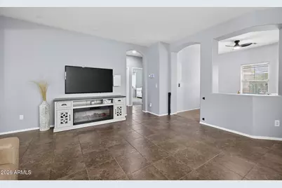 724 W Trellis Road, Queen Creek, AZ 85140 - Photo 5